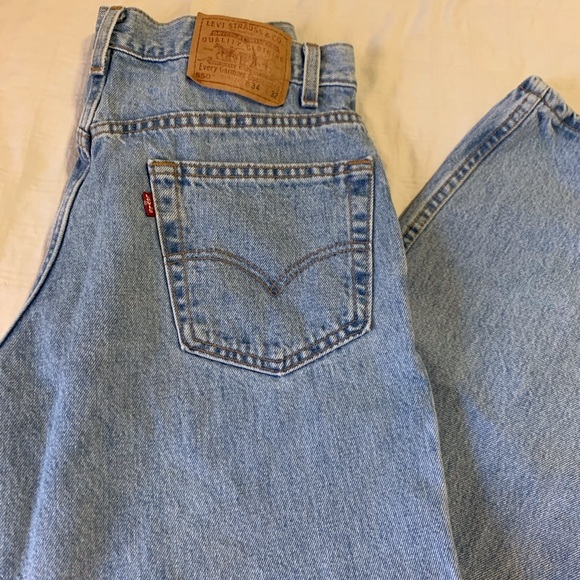 Vintage Levi’s 550 made in USA jeans in a size 34/32 - Picture 4 of 13